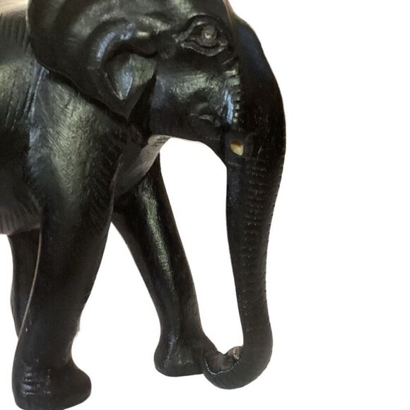 Hand Carved Desert Black Ebony Elephants Symbol Of Peace - No Tusks - Picture 10 of 11